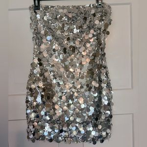 White Fox sparkle tube mini dress size medium